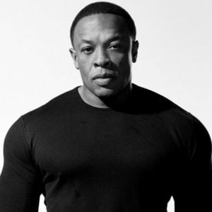 Dr. Dre faz hoje 51 anos. Esta é a sua playlist0 (0)