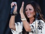 #world - Sara Evans, REO Speedwagon Tapped for 'CMT Crossroads' | @Rolling Stone Artes & contextos world sara evans reo speedwagon tapped for cmt crossroads rolling stone