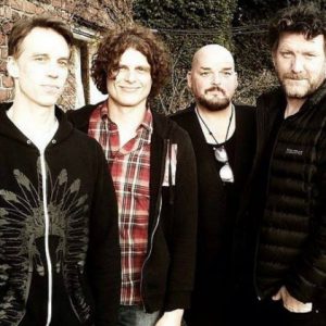 Supergrupo com músicos dos Pearl Jam, Soundgarden e Queens of the Stone Age0 (0)
