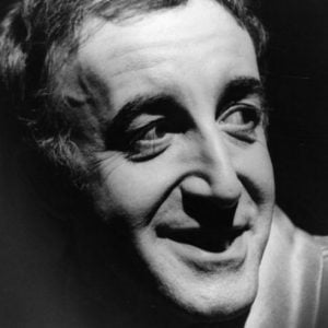 Peter Sellers Reads The Beatles’ “She Loves You” in 4 Different Accents: Dr. Strangelove, Cockney, Irish & Upper Crust peter sellers reads the beatles