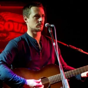 Sturgill Simpson Covers Nirvana on New Album, Sets Spring Tour – @Rolling Stone0 (0)
