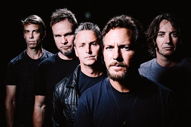 Pearl Jam Cancel North Carolina Show Over HB2 Legislation - @Loudwire #pearljam #hb2legislation Artes & contextos Pearl Jam