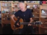 Peter Frampton Plays a Tiny Desk Concert for NPR, Featuring Acoustic Versions of His Classic Songs - @Open Culture #peterframpton Artes & contextos Peter Frampton