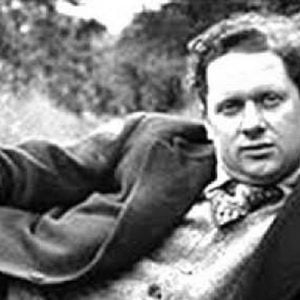 8 Glorious Hours of Dylan Thomas Reading Poetry–His Own & Others’ - @Open Culture Dylan Thomas