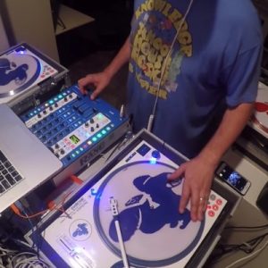 This 3-Minute Mix Pleasantly Intersects Top 40 Rap, Old School & Turntablism (Video) - @AFH Ambrosia for Heads Turntablism