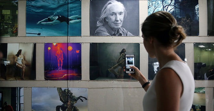 Annie Leibovitz talks high-fliers and photo phobics at Hong Kong show - @artdaily.org Artes & contextos Annie Leibovitz