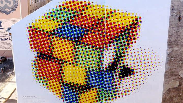 “Rubik-Cube” de Neopaint Works em Budapest Artes & contextos rubik cube by neopaint works in budapest hungary