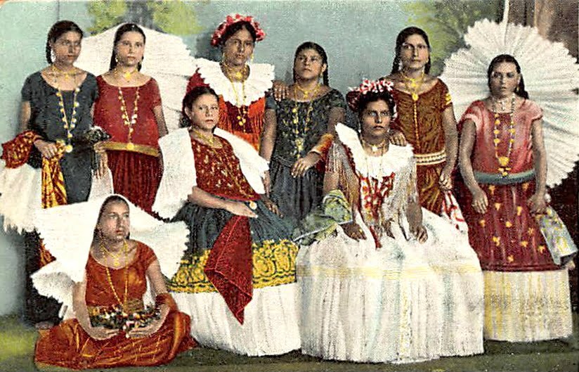 A tribo que inspirou Frida Kahlo Artes & contextos 50639338616 8c90553345 o 1